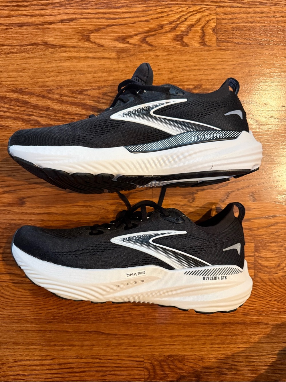 Brooks Men’s Glycerin GTS Running Shoes - Black/White